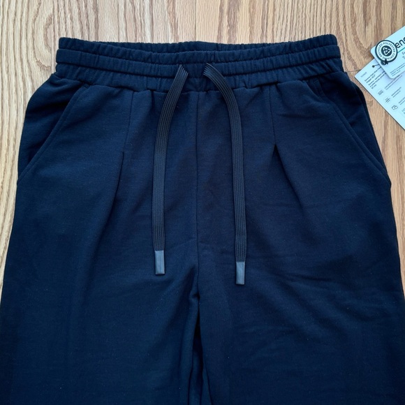 MPG Serene High Waisted Pleated Jogger X-Small - Picture 9 of 14